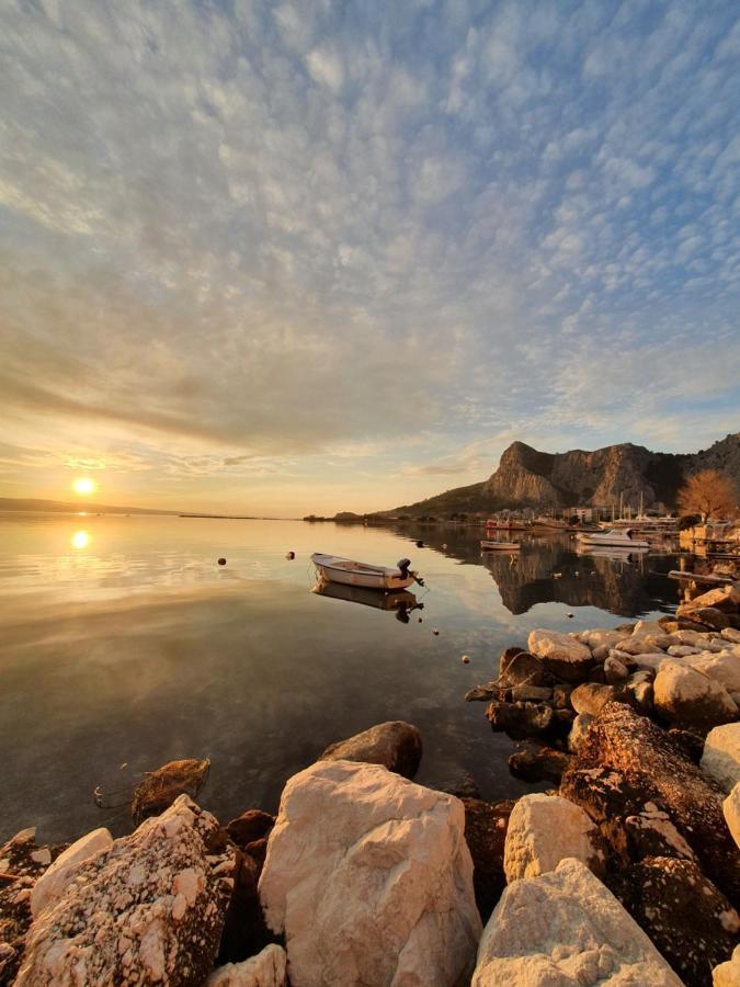 Old Town Apartment Omiš Exteriér fotografie