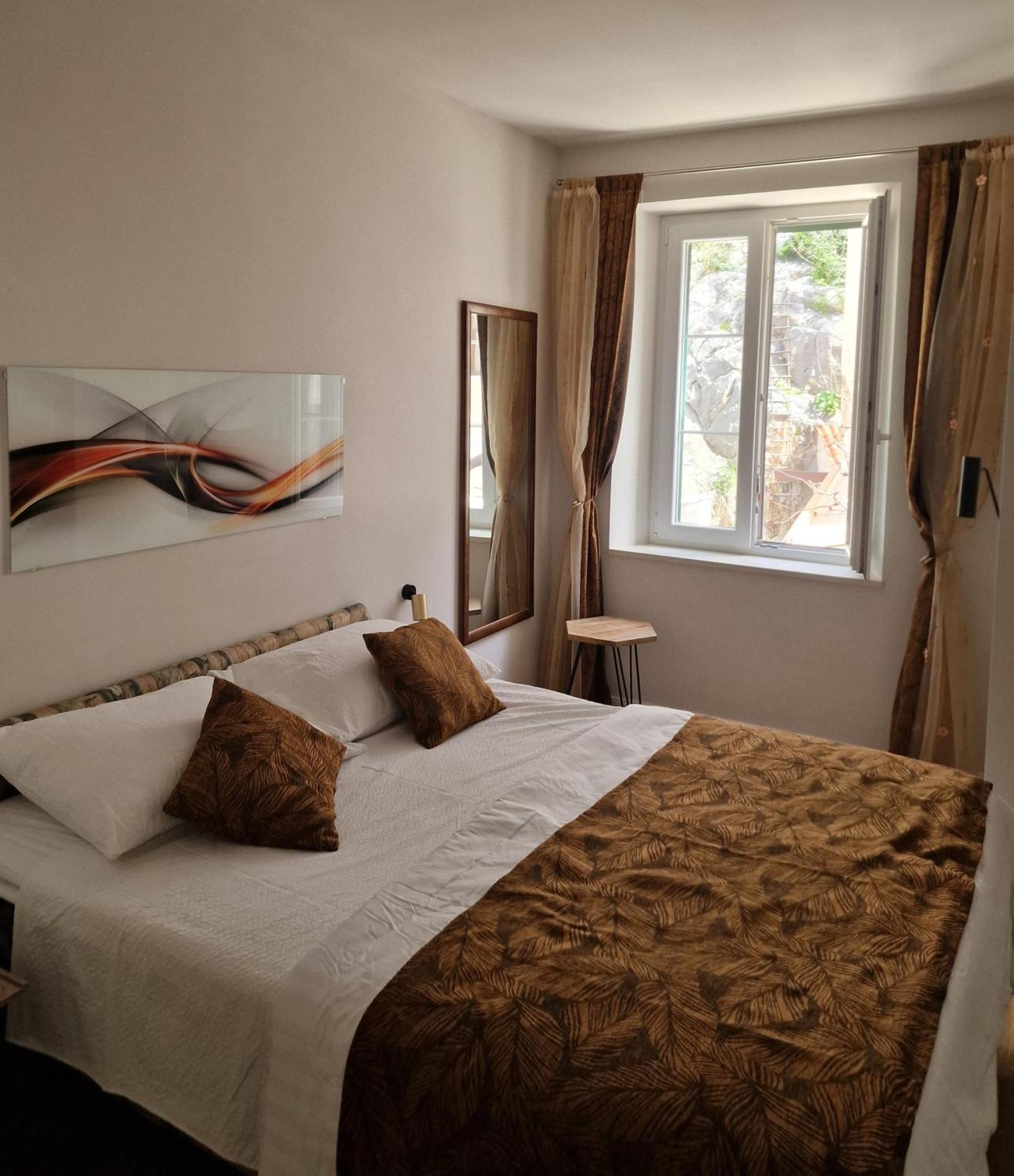 Old Town Apartment Omiš Exteriér fotografie
